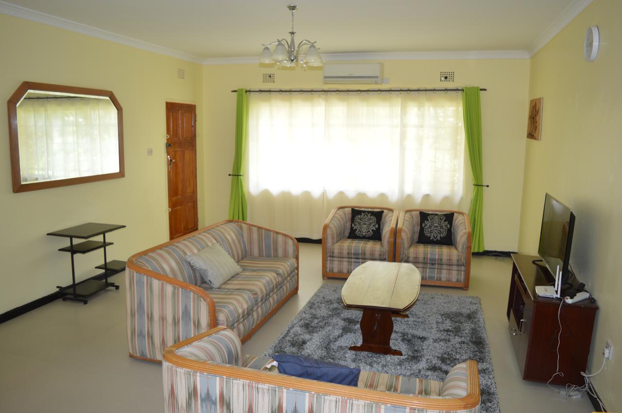 فندق Kasuda House - Rent The Entire House لوساكا المظهر الخارجي الصورة